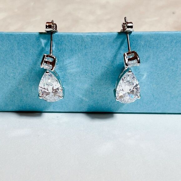 Silver Polished CZ Pear Shaped Post Dangle Earrings Celebrity GLAM New - Picture 7 of 7
